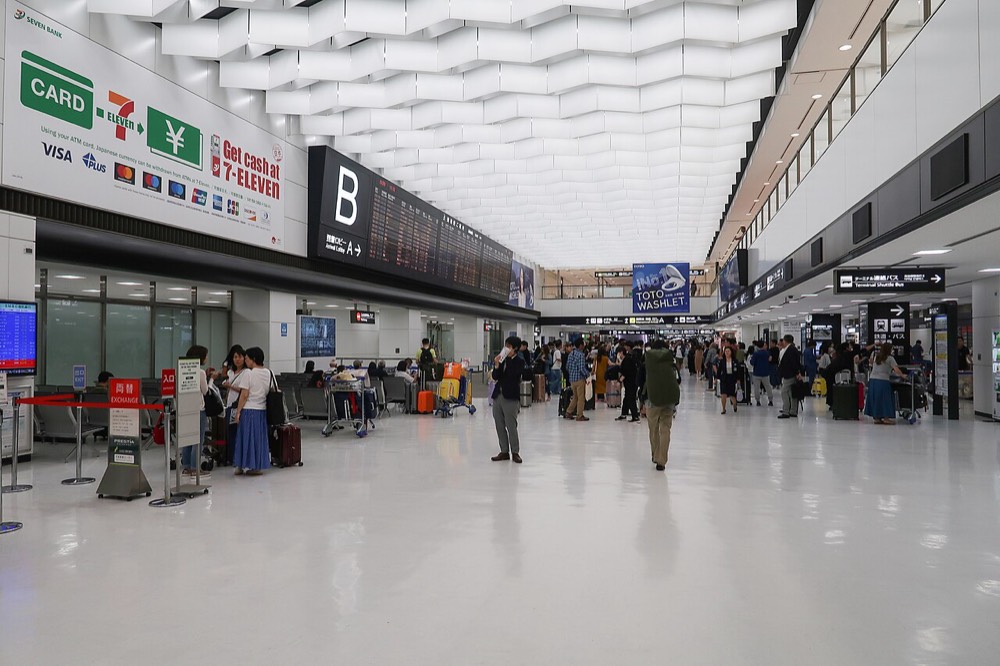 The arrival hall at Narita Airport Terminal 2